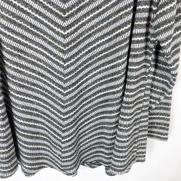 Avenue Plus Size 22 24 Sweater Top Gray Gold White Striped Lace Up V Neck 1272 - Picture 3 of 6
